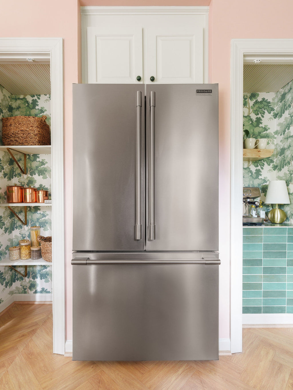 Professional Counter-Depth 23.3-Cu Ft 3 -Door 36-In Wide French Door Refrigerator with Ice Maker ( Smudge-Proof Stainless Steel ) ENERGY STAR Certified
