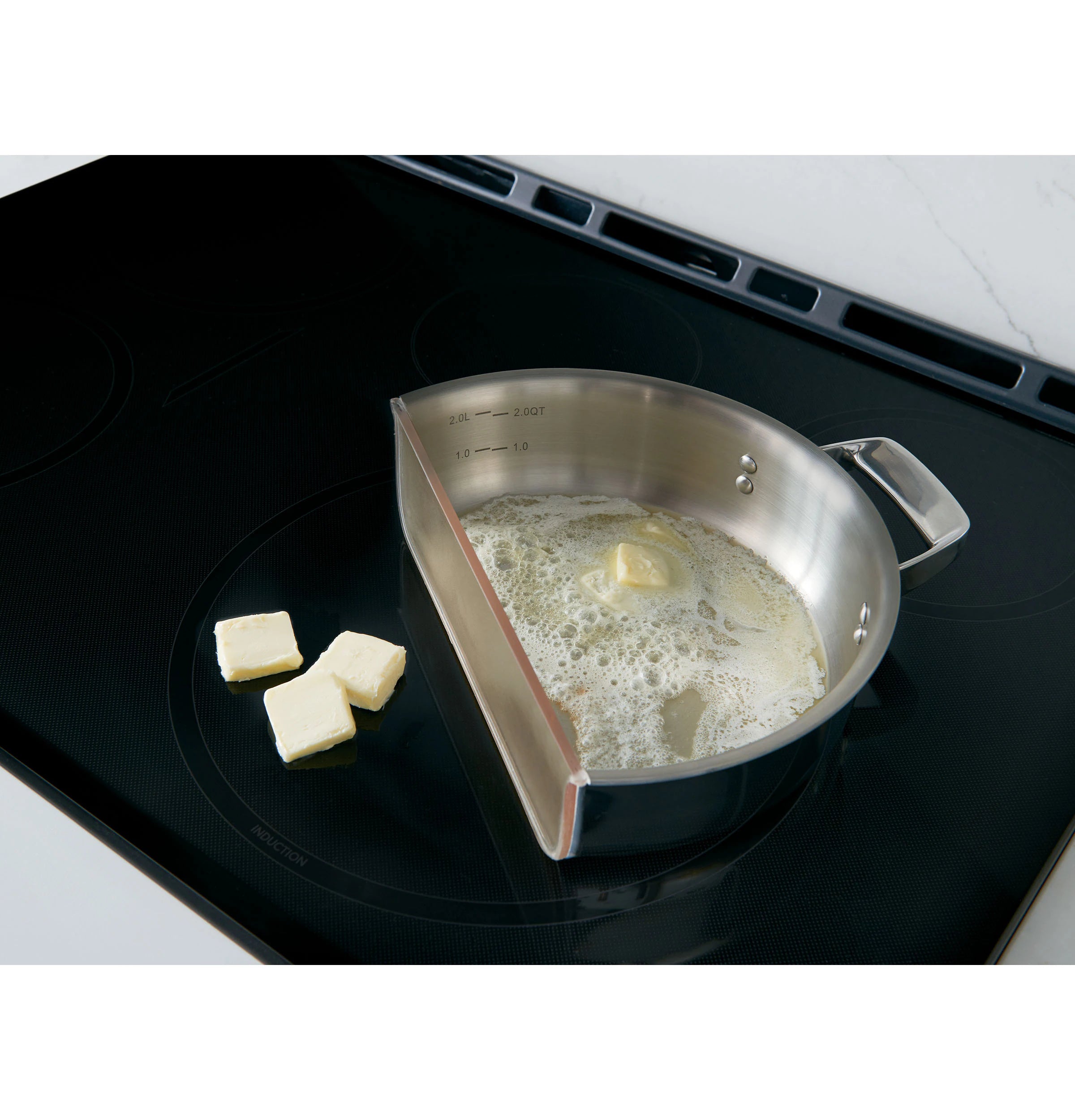 30-In 5 Burners 4.3-Cu Ft , 2.4-Cu Ft Air Fry Convection Oven Slide-In Double Induction Range ( Matte White with Brushed Bronze Handles )